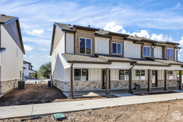 Photo 25 for MLS #2119612 at 370 N Liberty Cove Dr