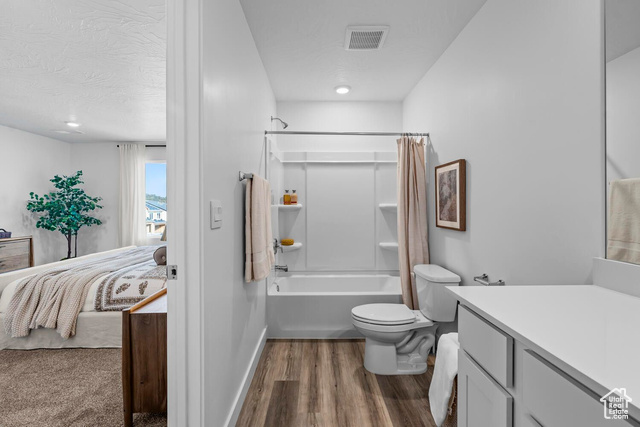 Photo 12 for MLS #2119622 at 2945 W Lagrand St #1196