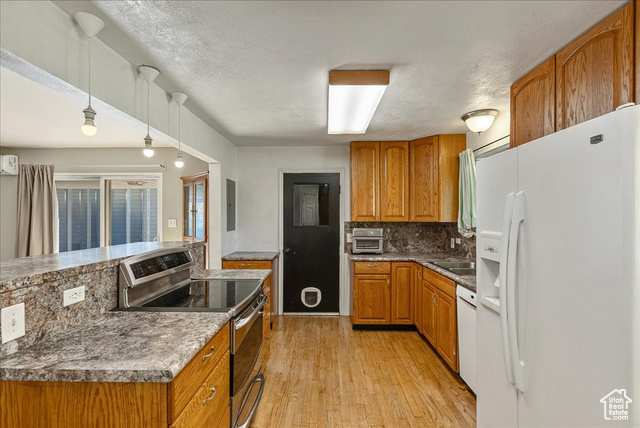Photo 7 for MLS #2119629 at 170 N 825 East