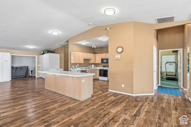 Photo 55 for MLS #2119635 at 524 E Oasis Dr