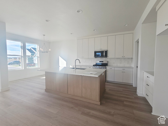 Photo 13 for MLS #2119636 at 2825 W 2705 North #67