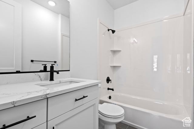 Photo 8 for MLS #2119641 at 256 N 870 East #18