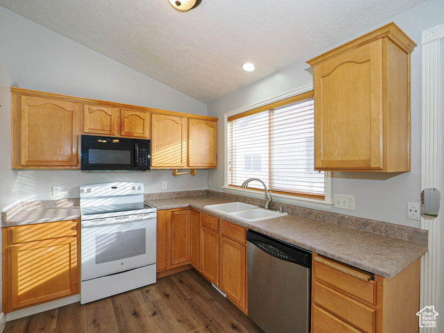 Photo 16 for MLS #2119652 at 11671 S Clintwood Dr
