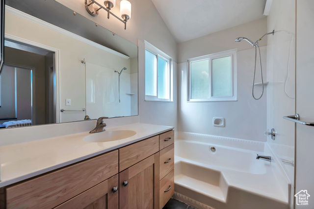 Photo 14 for MLS #2119655 at 7926 S 965 East