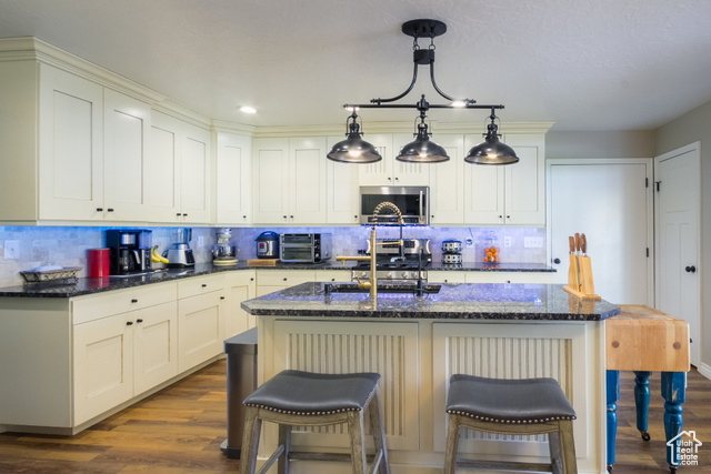 Photo 4 for MLS #2119669 at 1566 S 3280 West