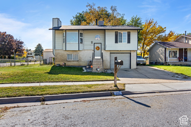 MLS #2119676 - 2907 W 5775 South