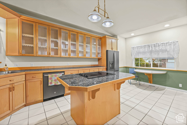Photo 37 for MLS #2119685 at 558 S Oak Ln
