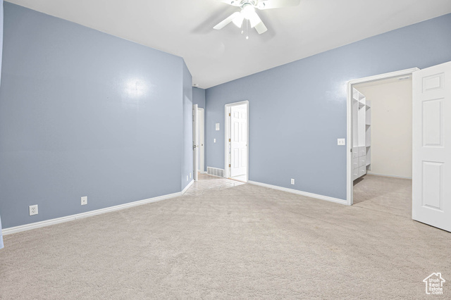 Photo 7 for MLS #2119685 at 558 S Oak Ln