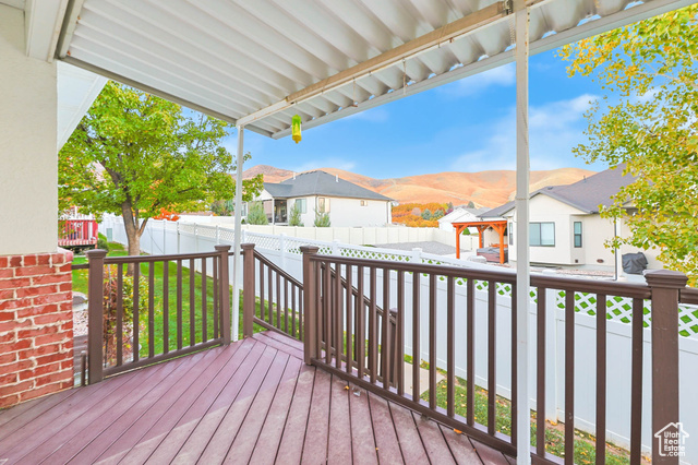 Photo 40 for MLS #2119685 at 558 S Oak Ln