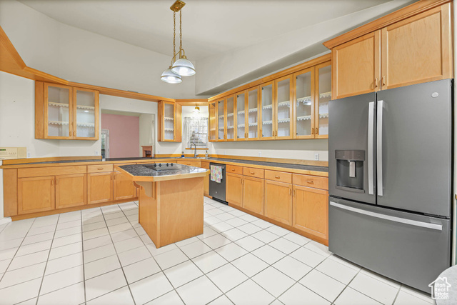 Photo 38 for MLS #2119685 at 558 S Oak Ln