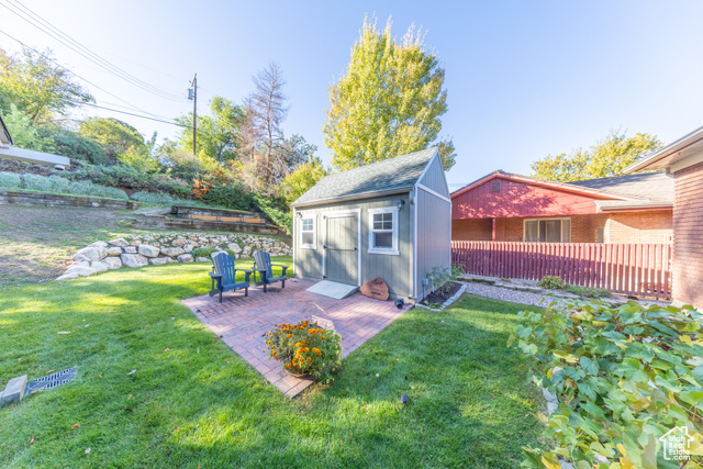 Photo 34 for MLS #2119688 at 695 E 33rd St