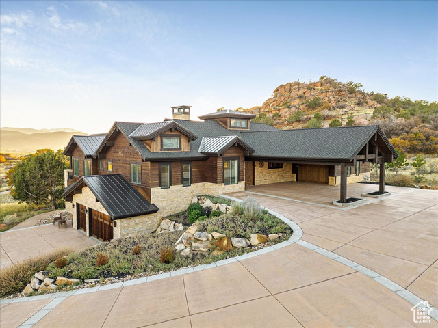 View photos for 523 N Red Mountain Ct MLS #2119690 - 523 N Red Mountain Ct