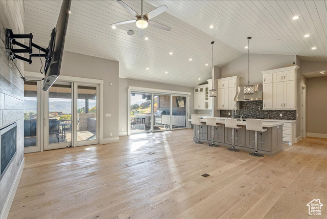 Photo 15 for MLS #2119690 at 523 N Red Mountain Ct