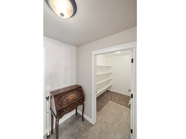 Photo 20 for MLS #2119700 at 979 E Frost Way