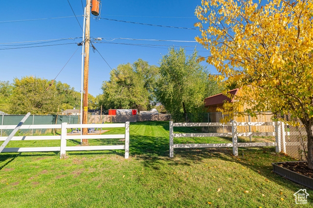 Photo 35 for MLS #2119703 at 836 E 23rd St