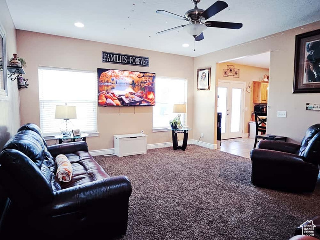 Photo 10 for MLS #2119706 at 312 S Park Place Dr
