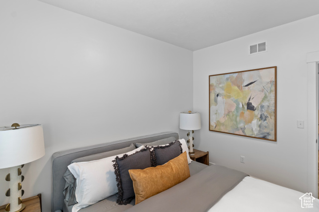 Photo 33 for MLS #2119716 at 3085 S 225 West #203