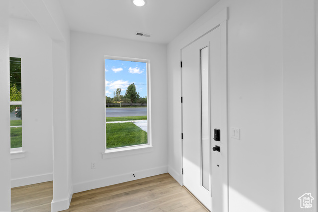 Photo 14 for MLS #2119719 at 186 W 3175 South