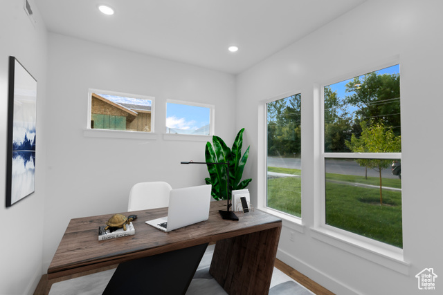 Photo 3 for MLS #2119719 at 186 W 3175 South