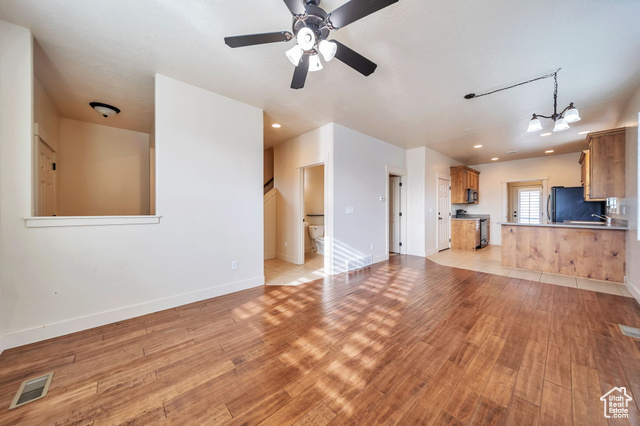 Photo 7 for MLS #2119726 at 4271 W Clarks Hill Dr
