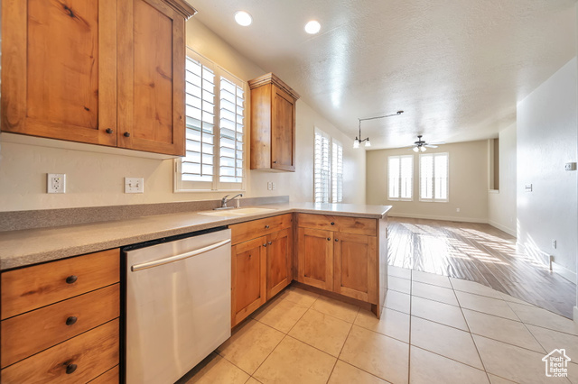 Photo 14 for MLS #2119726 at 4271 W Clarks Hill Dr