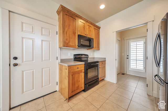 Photo 12 for MLS #2119726 at 4271 W Clarks Hill Dr