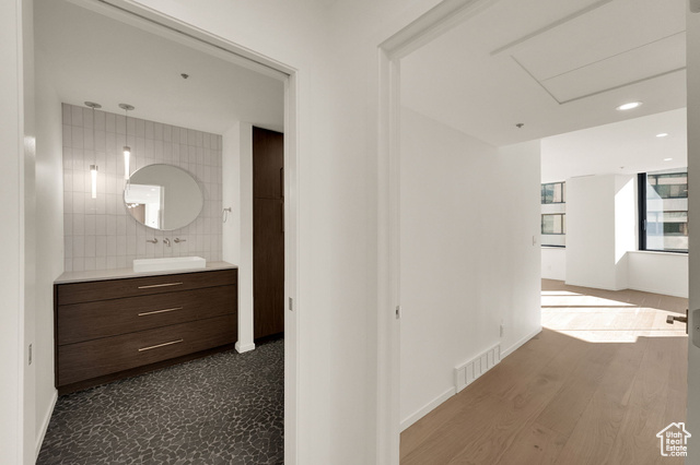 Photo 28 for MLS #2119732 at 48 W Broadway #2302