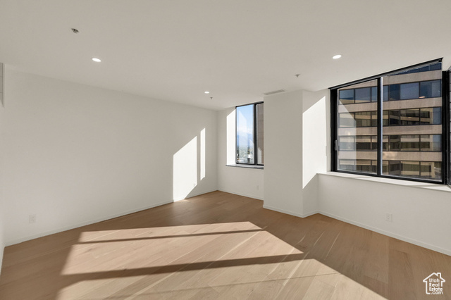 Photo 26 for MLS #2119732 at 48 W Broadway #2302