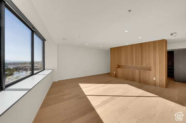 Photo 16 for MLS #2119732 at 48 W Broadway #2302