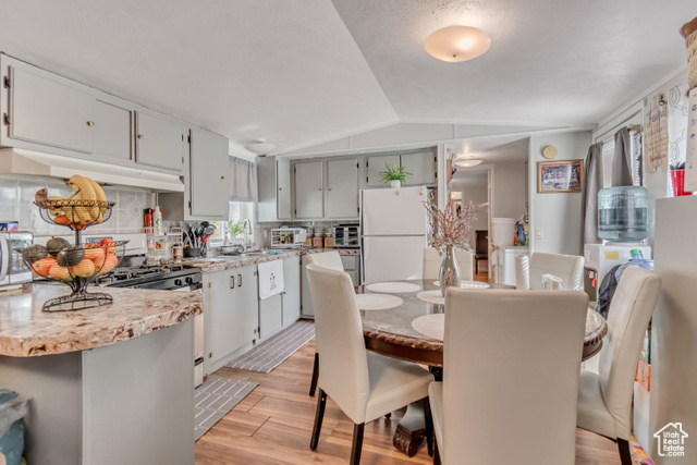 Photo 6 for MLS #2119734 at 3709 S Copper Rdg #66