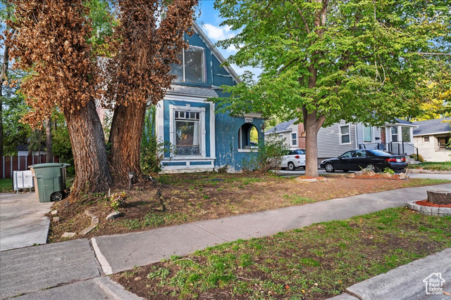 Photo 2 - 345 Hollywood Ave, Salt Lake City UT 84115