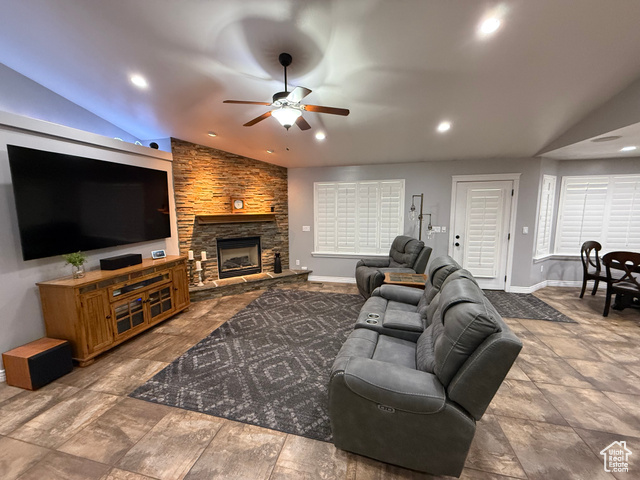 Photo 18 for MLS #2119763 at 818 N 2625 West