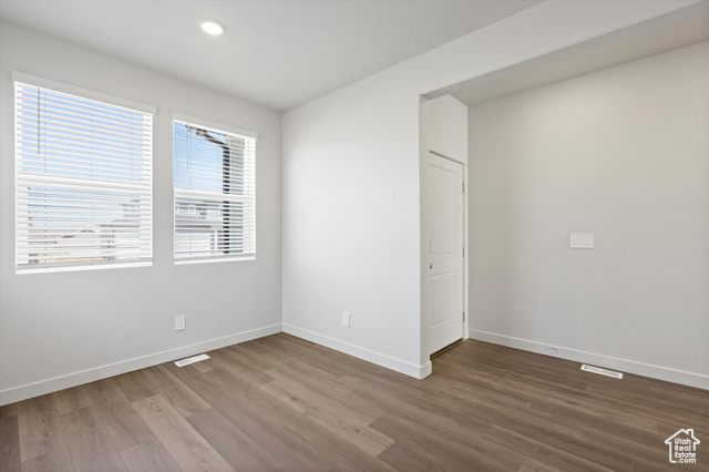 Photo 10 for MLS #2119765 at 352 W 600 North #44