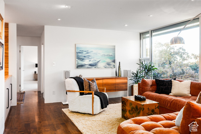 Photo 6 - 2777 E Comanche Dr, Salt Lake City UT 84108