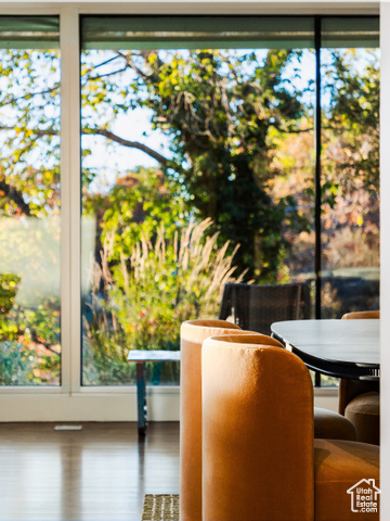 Photo 9 - 2777 E Comanche Dr, Salt Lake City UT 84108