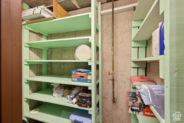 Photo 37 for MLS #2119822 at 5491 Janette Ave