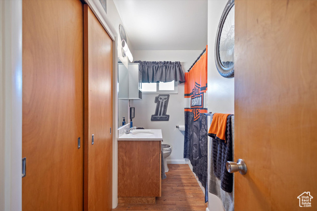 Photo 16 for MLS #2119822 at 5491 Janette Ave