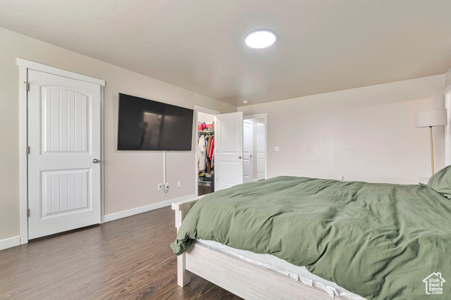 Photo 12 for MLS #2119827 at 5209 W Courtly Ln