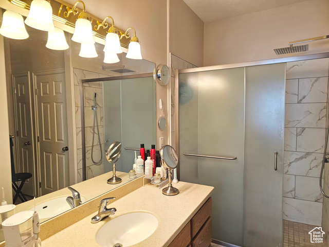 Photo 8 - 10831 S Wynview Ln, South Jordan UT 84095