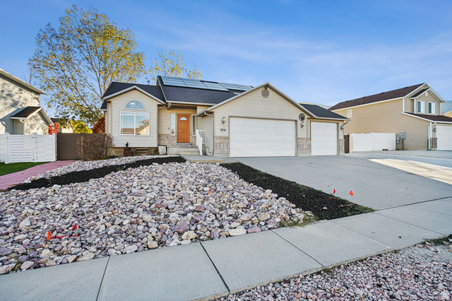 Photo 34 - 876 N Fox Run Dr, Tooele UT 84074