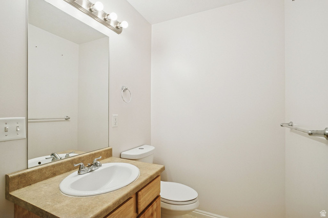 Photo 18 - 876 N Fox Run Dr, Tooele UT 84074