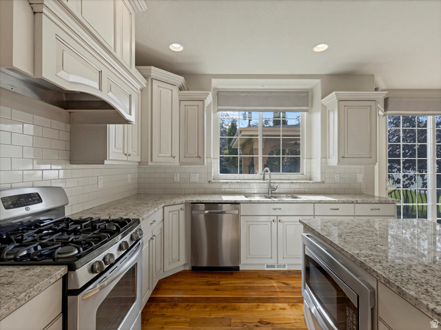 Photo 5 - 1958 E Cecelia Cir, Holladay UT 84121