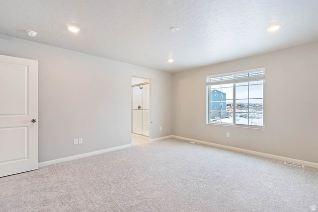 Photo 25 for MLS #2119920 at 39 E Broadway Dr #1039