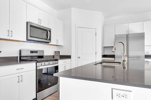 Photo 9 - 1137 E Commodore Ln #43, Saratoga Springs UT 84045