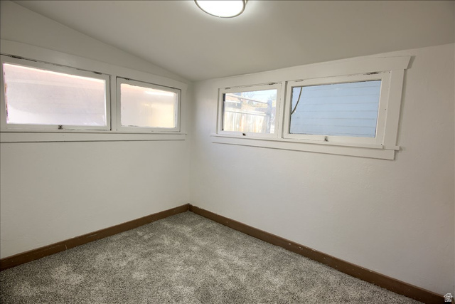 Photo 11 for MLS #2119975 at 863 S Lake St