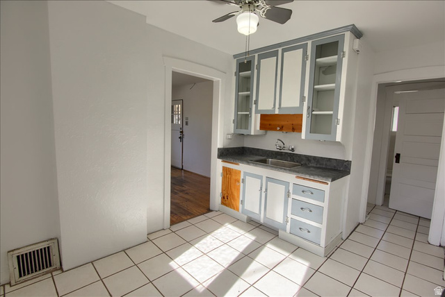 Photo 6 for MLS #2119975 at 863 S Lake St