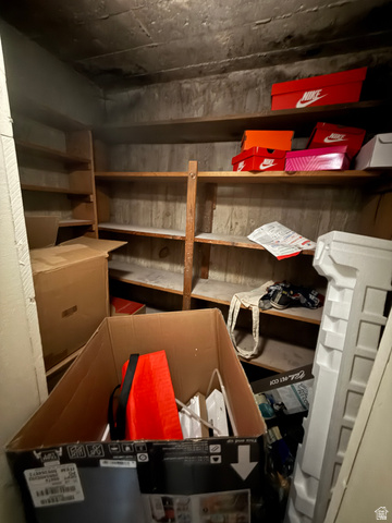 Photo 35 for MLS #2119976 at 835 E Franklin St