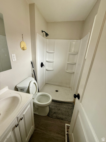 Photo 21 for MLS #2119976 at 835 E Franklin St