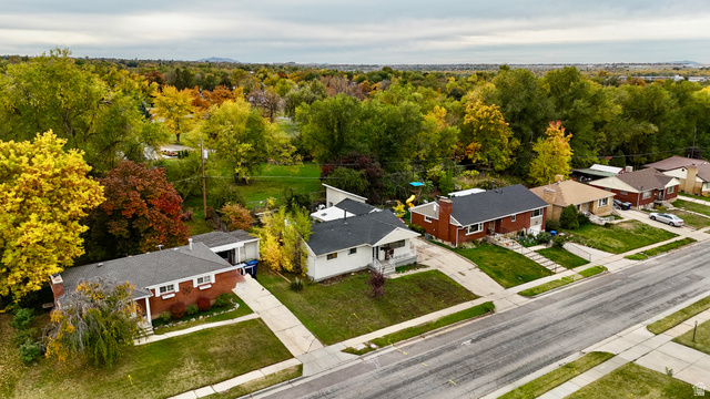 Photo 48 for MLS #2119976 at 835 E Franklin St