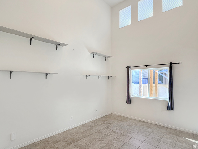 Photo 11 - 920 W Stonehaven Dr, North Salt Lake UT 84054